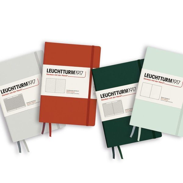 БлокнотиБлокнот Leuchtturm1917 Середній, М'яка обкладинка, Forest Green, Крапка придбати в Dreamarium