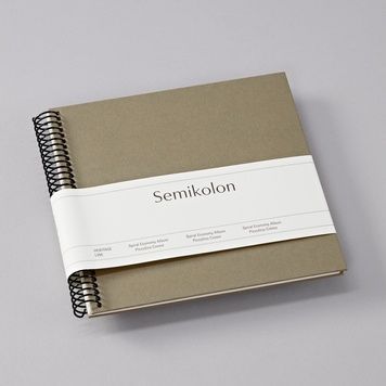 Фотоальбоми на спіраліФотоальбом на спіралі Semikolon, Piccolino, кремові сторінки, fango придбати в Dreamarium