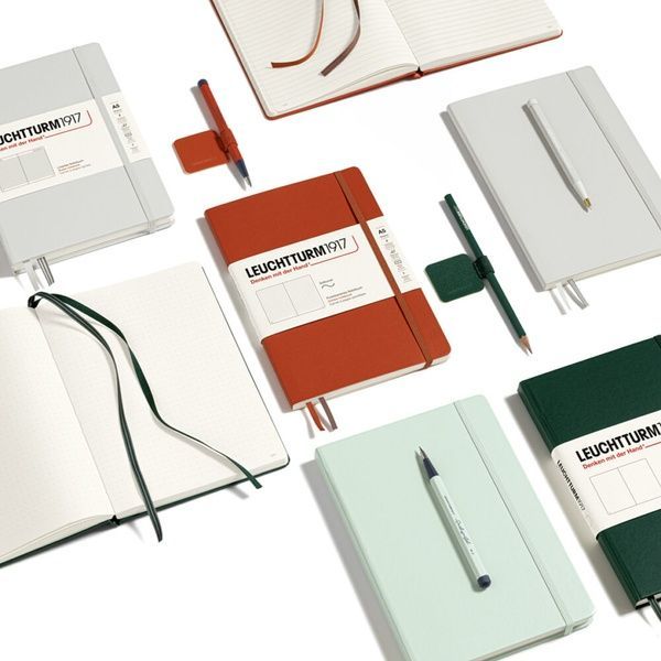 БлокнотиБлокнот Leuchtturm1917 Середній, Forest Green, Клітинка придбати в Dreamarium