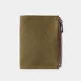 Traveler's NotebookКишеня на блискавці (текстиль) для TRAVELER'S Notebook, Passport size, оливковий придбати в Dreamarium