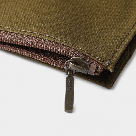 Traveler's NotebookКишеня на блискавці (текстиль) для TRAVELER'S Notebook, Passport size, оливковий придбати в Dreamarium