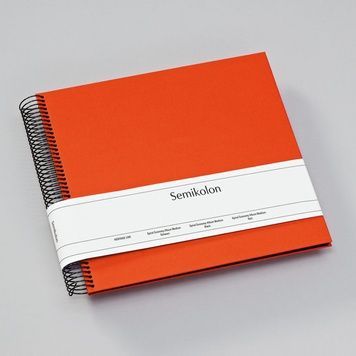 Фотоальбоми на спіраліФотоальбом на спіралі Semikolon, Economy Medium, чорні сторінки, orange придбати в Dreamarium