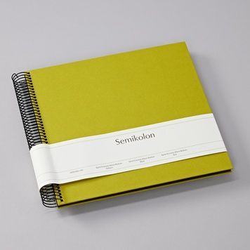 Фотоальбоми на спіраліФотоальбом на спіралі Semikolon, Economy Medium, чорні сторінки, matcha придбати в Dreamarium