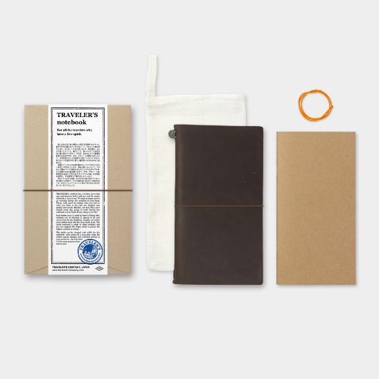 Traveler's NotebookБлокнот TRAVELER'S Notebook, Regular Size, коричневий придбати в Dreamarium
