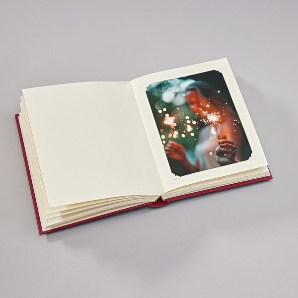 Фотоальбоми класичніФотоальбом Semikolon, Medium, burgundy придбати в Dreamarium