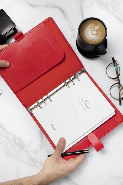 ОрганайзериОрганайзер Filofax Saffiano A5, Poppy придбати в Dreamarium